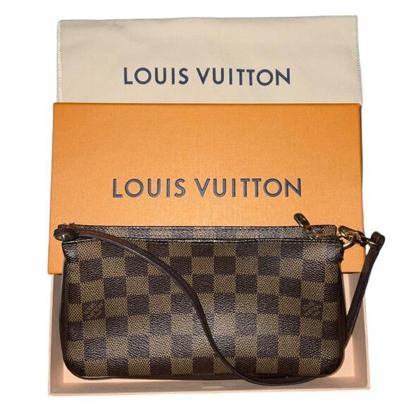 Louis Vuitton Handbags - Louis Vuitton Vintage Damier Ebene Navona Pochette Accessories Bag W/Bag & Box